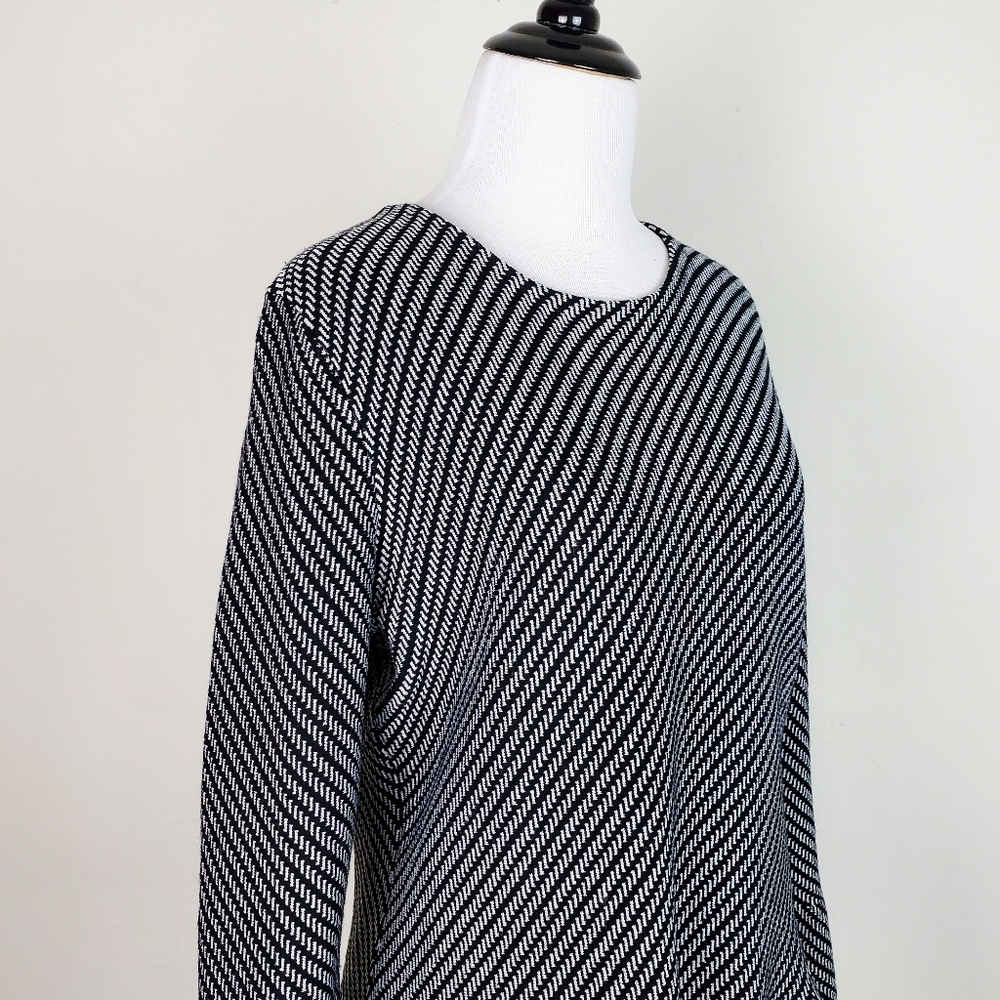 Ann Taylor Top Sweater Peplum Bell Sleeves Career Metallic Black Neutral Elegant - Picture 3 of 10